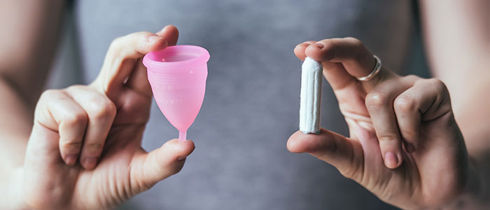 Menstruationstasse vs. Tampon